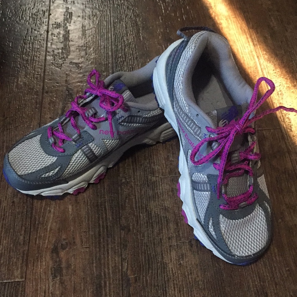 Ladies new balance 410